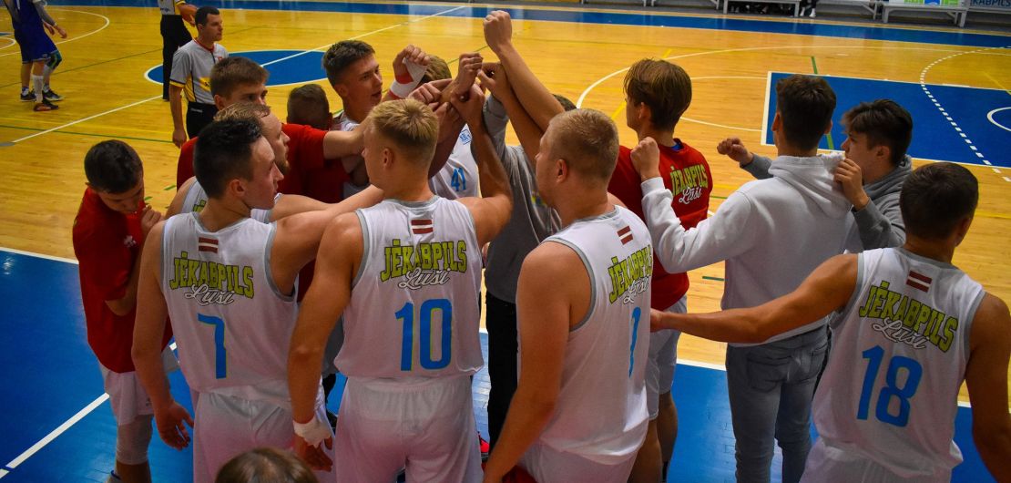 Jēkabpils Lūši basketbolisti turpina uzvarēt