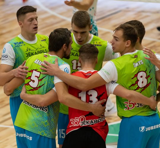 Jēkabpils Lūši svinīgā atmosfērā atklāj Jēkabpils Sporta halli
